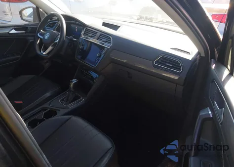 2022 Volkswagen Tiguan 2.0T Se z USA, uszkodzony, nr VIN 3VV3B7AX2NM103566